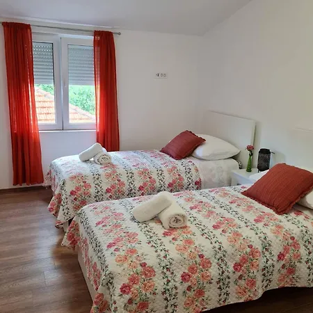 Popeye Apartman